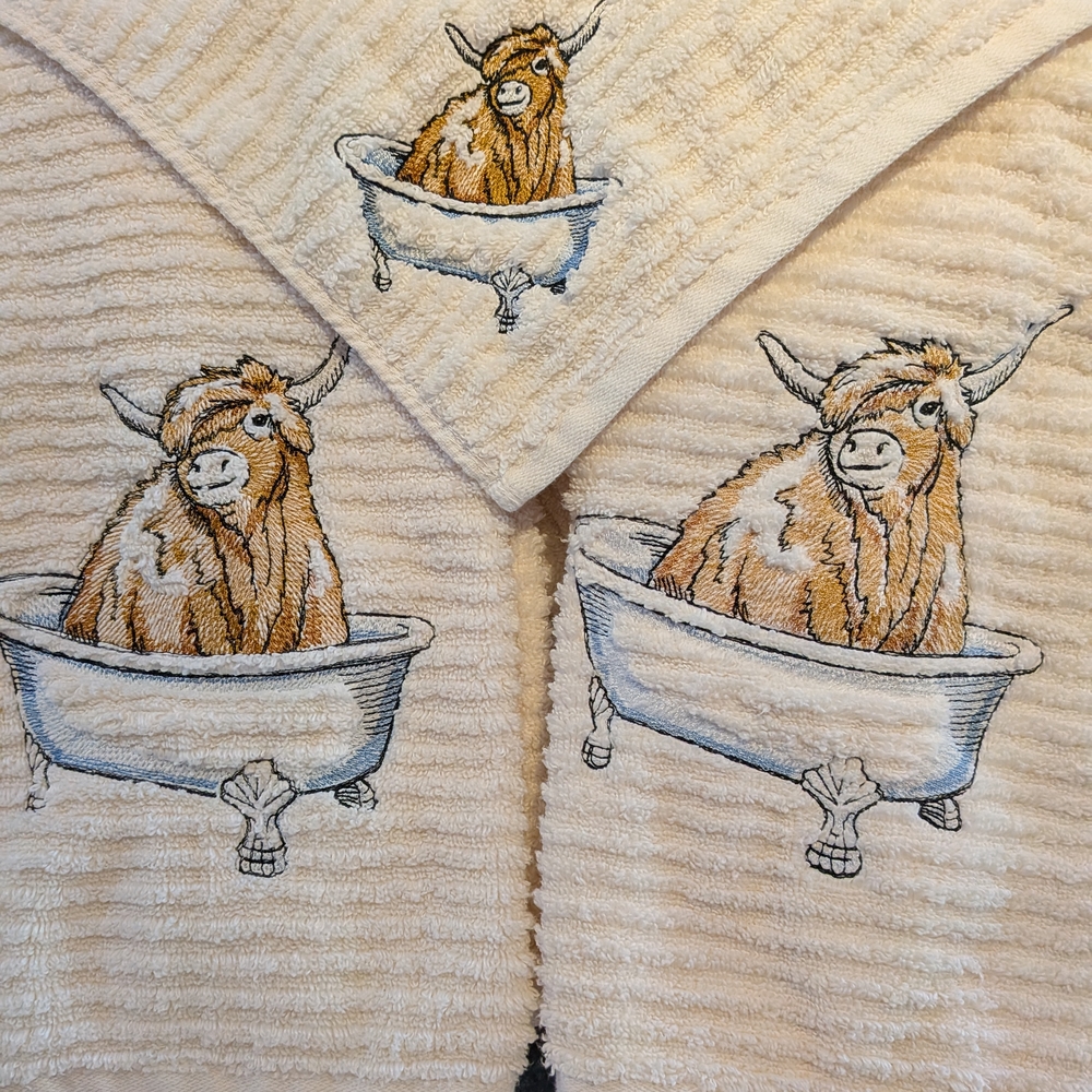 Embroidered Highland Cow Towel - Picture 2 of 2